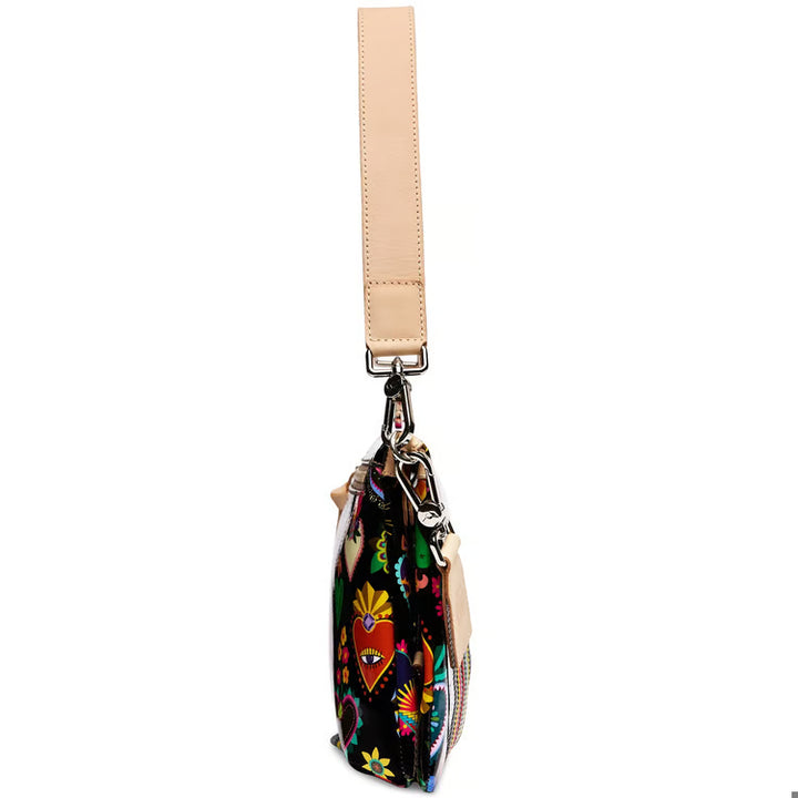 Consuela Metro Crossbody, Vida