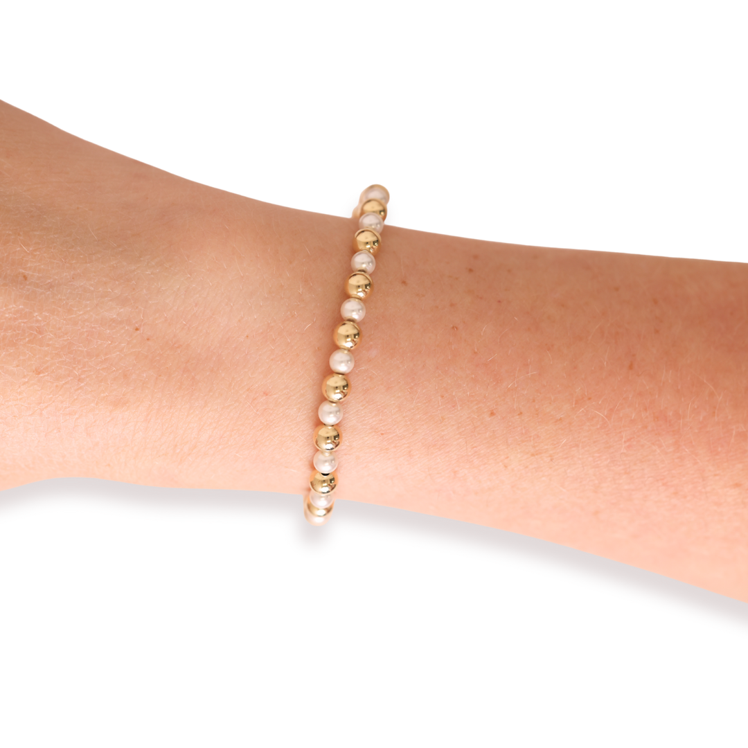 Anna Pearl Bracelet in Gold-Beaded Blondes-Market Street Nest, Fashionable Clothing, Shoes and Home Décor Located in Mabank, TX