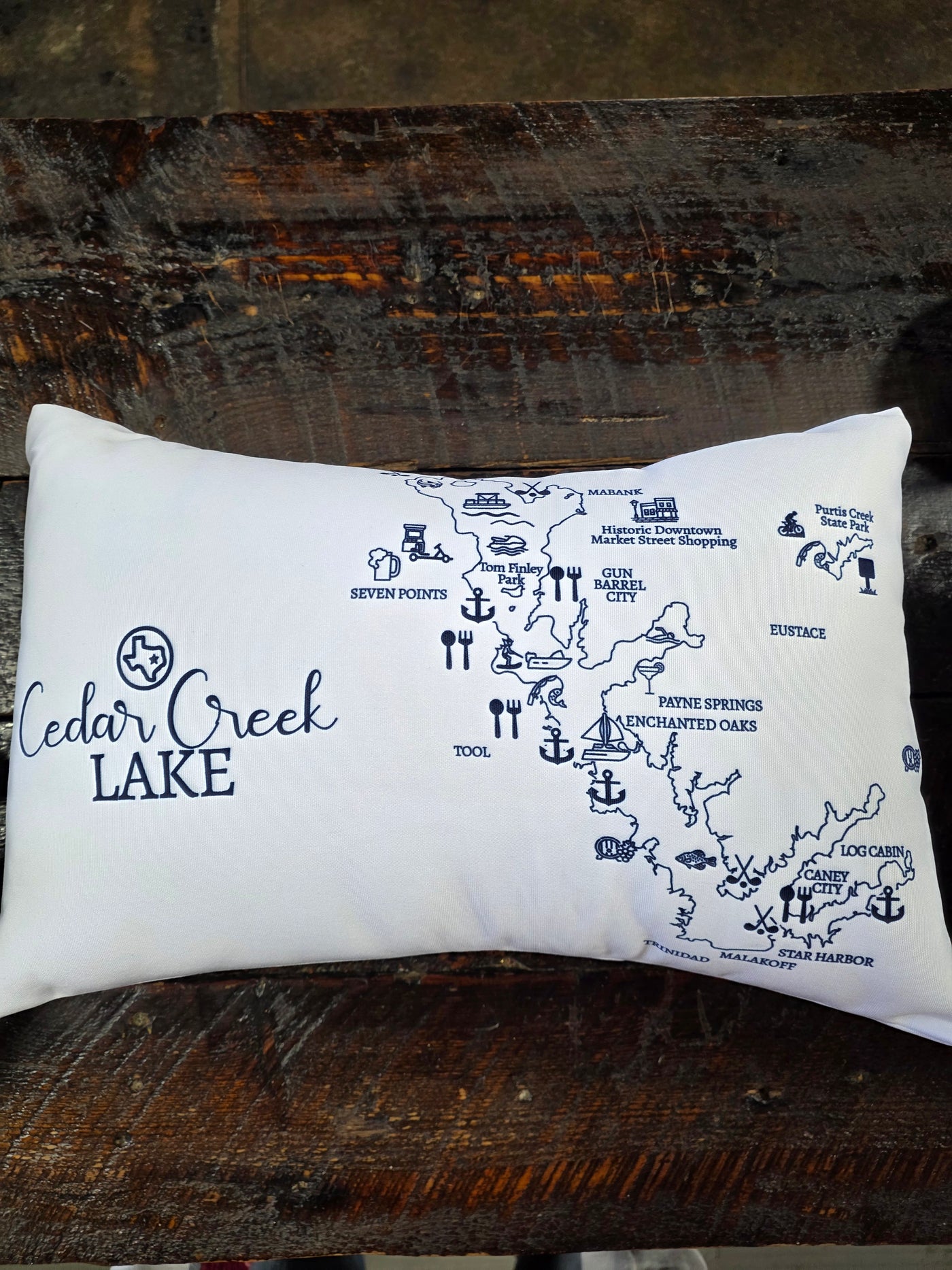 Cedar Creek Lake Indoor/Outdoor Pillow