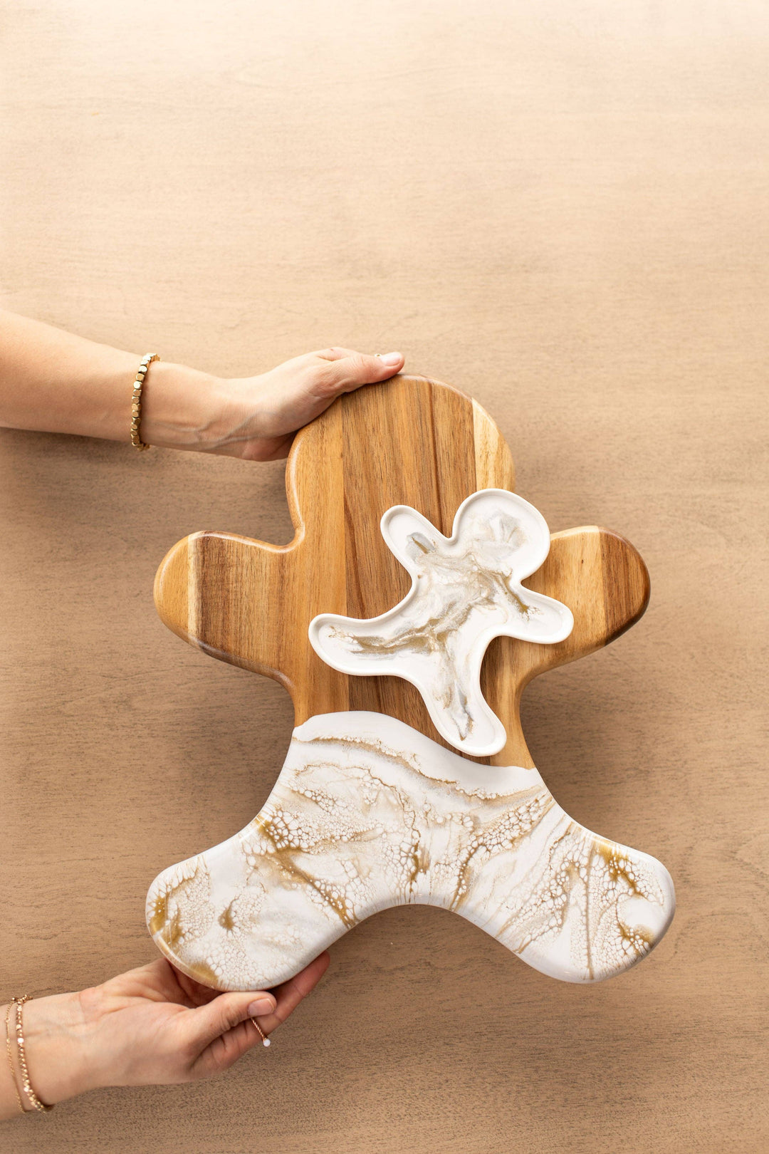 NEW!!! Gingerbread Man Board and Ceramic Tray (NO TARIFFS)-Lynn &amp; Liana Designs-Market Street Nest, Fashionable Clothing, Shoes and Home Décor Located in Mabank, TX
