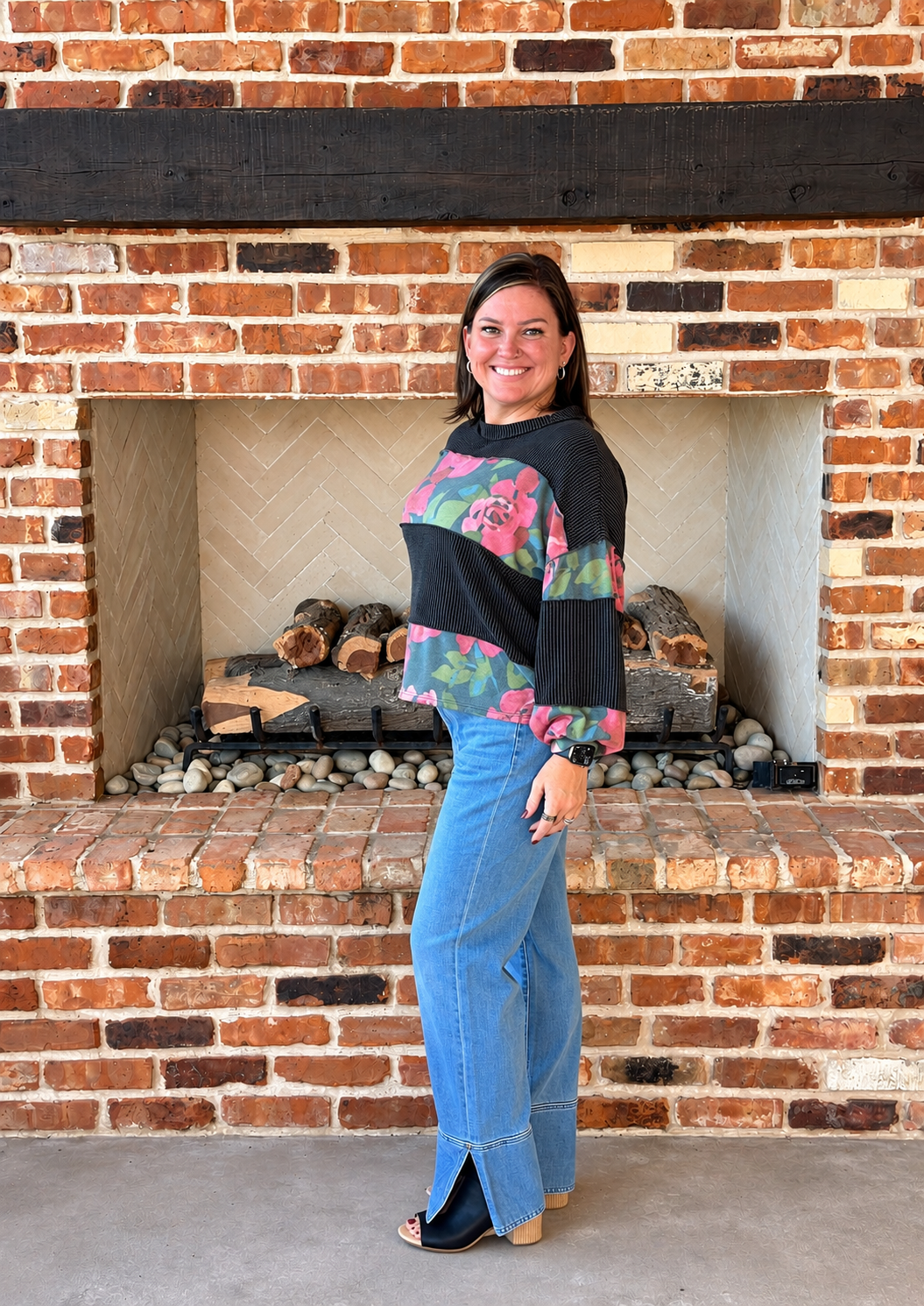 In The Spotlight Contrast Pullover-08-Tops-Avenue Shops-Market Street Nest, Fashionable Clothing, Shoes and Home Décor Located in Mabank, TX