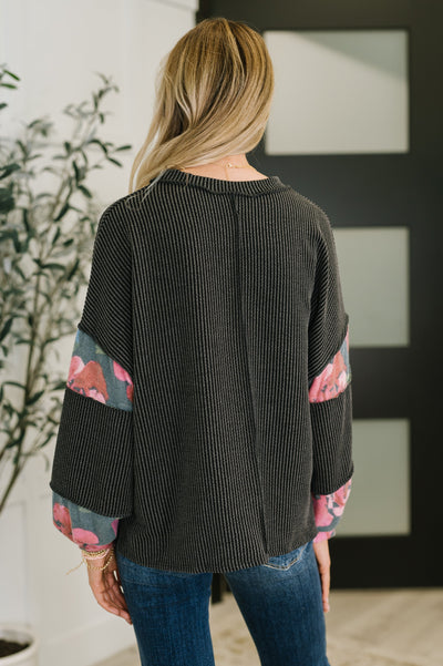 In the Spotlight Contrast Pullover-Womens-Ave Shops-Market Street Nest, Fashionable Clothing, Shoes and Home Décor Located in Mabank, TX