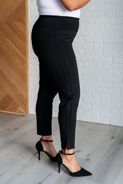 Magic Ankle Crop Skinny Pants in Black-Bottoms-Ave Shops-Market Street Nest, Fashionable Clothing, Shoes and Home Décor Located in Mabank, TX