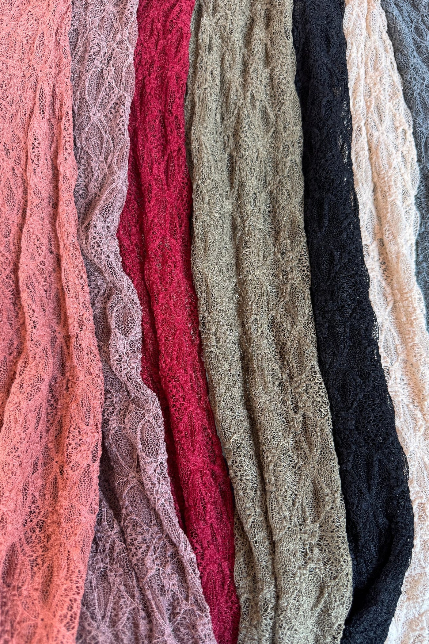 PREORDER: Jolie Lace Thumbhole Top-Womens-Ave Shops-Market Street Nest, Fashionable Clothing, Shoes and Home Décor Located in Mabank, TX
