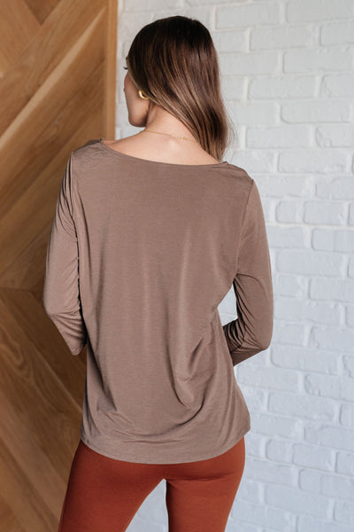 Signature Classic Round Neck Top in Mocha-Tops-Ave Shops-Market Street Nest, Fashionable Clothing, Shoes and Home Décor Located in Mabank, TX