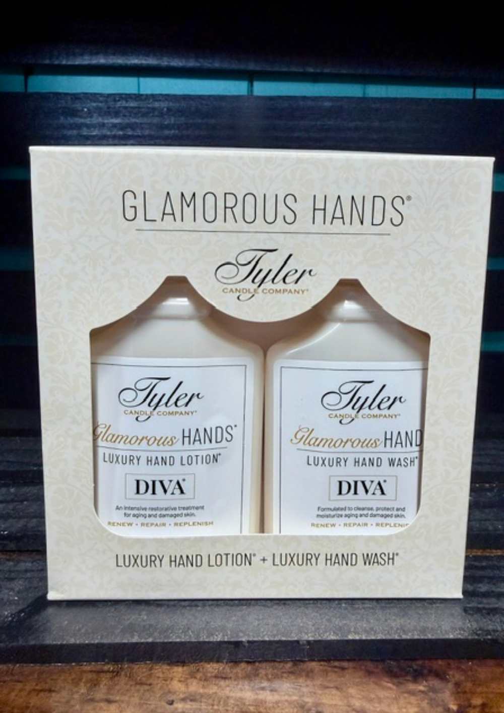 Tyler Candle Co. Glamorous Hands Gift Set-05-Bath, Beauty & Wellness-Tyler Candle Co-Market Street Nest, Fashionable Clothing, Shoes and Home Décor Located in Mabank, TX