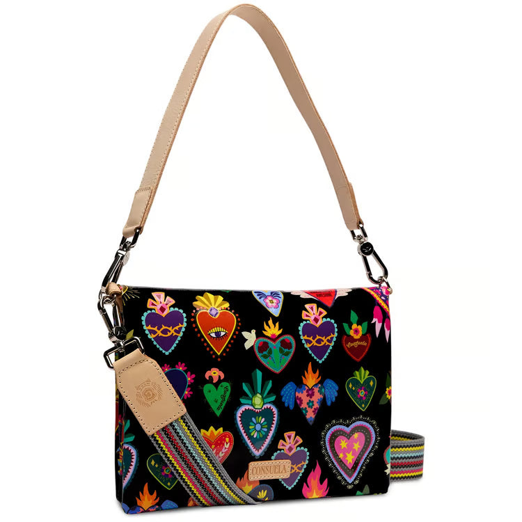 Consuela Metro Crossbody, Vida